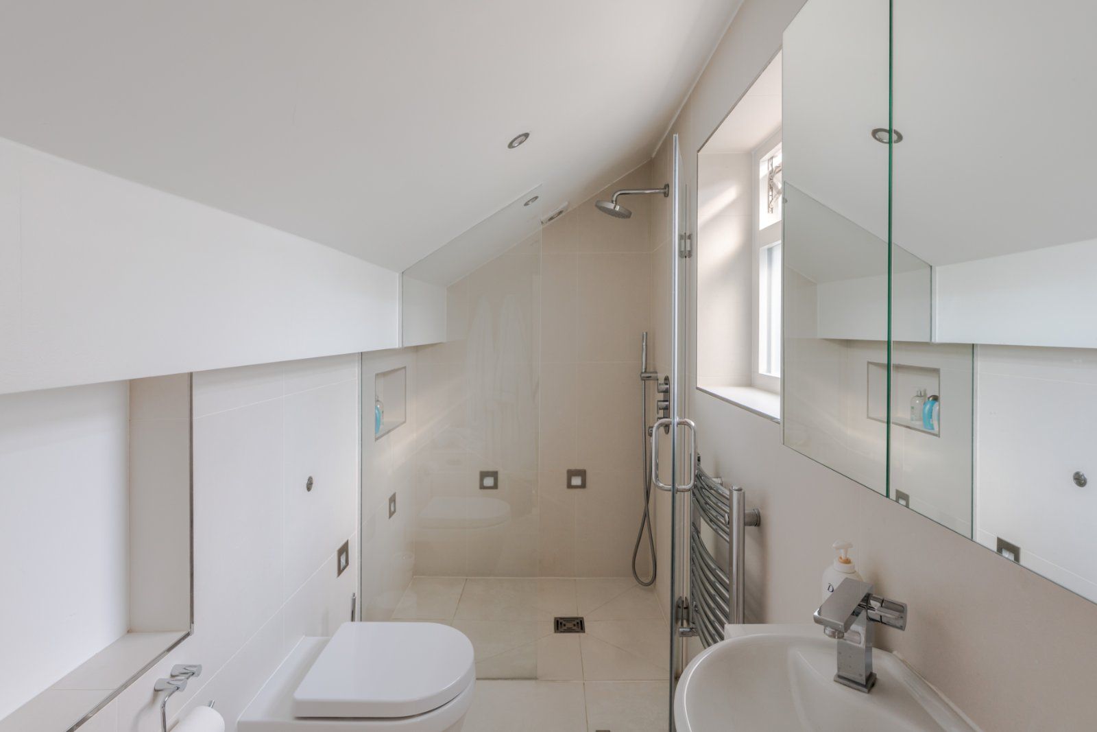 En Suite Shower Room