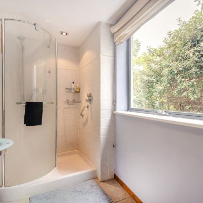 Ensuite Shower Room