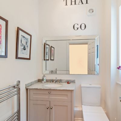 Loo