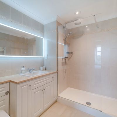 Ensuite Shower Room