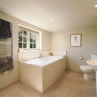 Ensuite