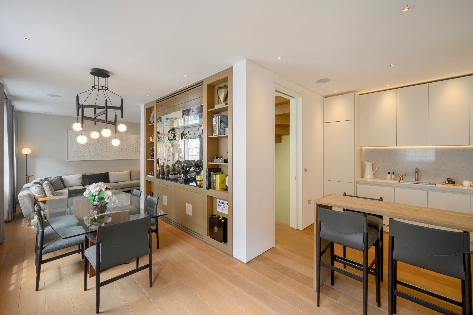 Kitchen/Dining