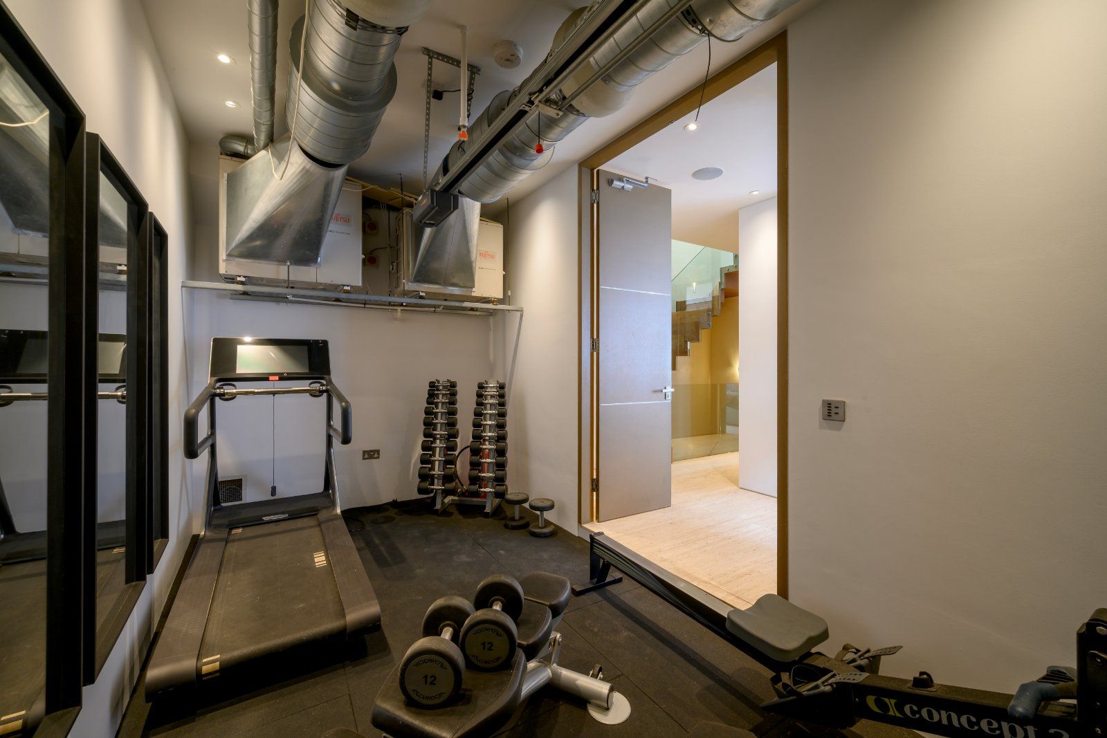 Garage/Gym