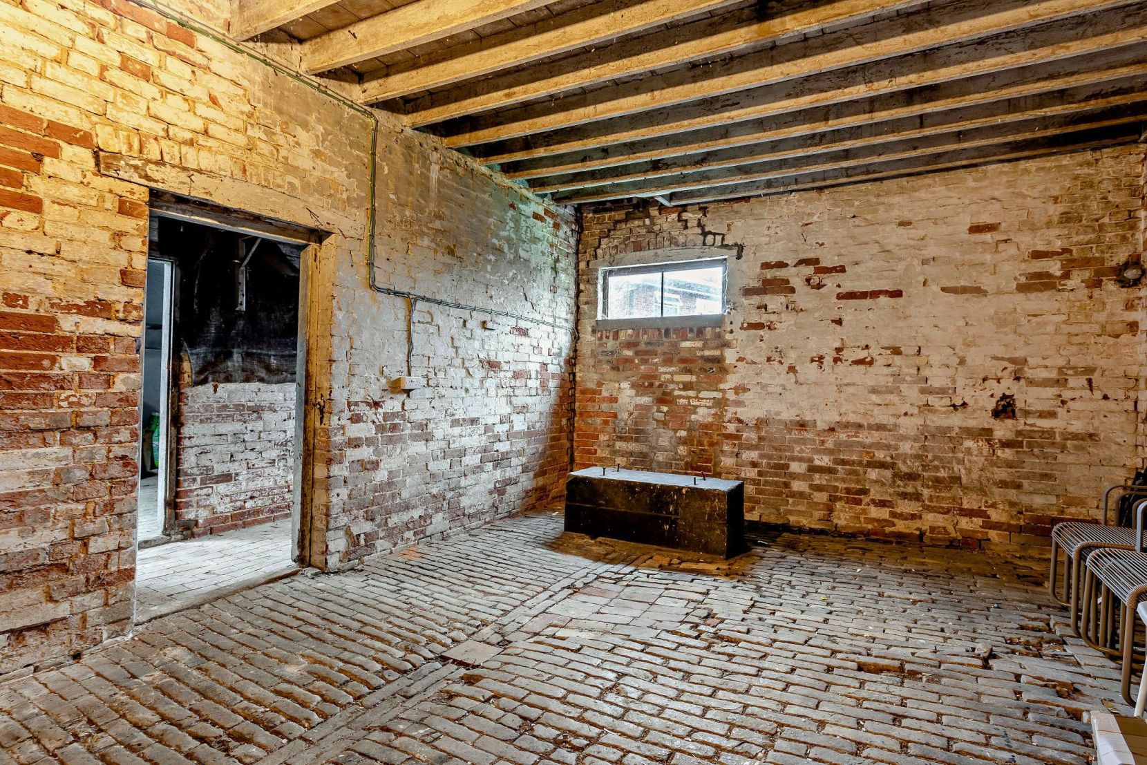 Internal Outbuilding
