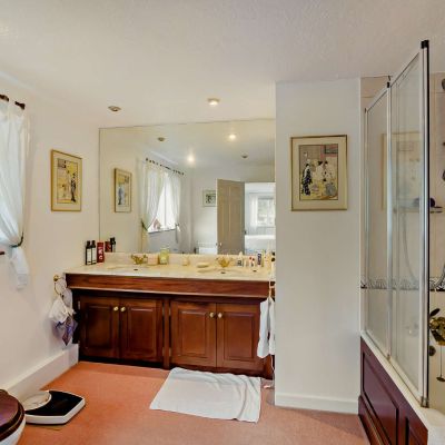 Principal Ensuite