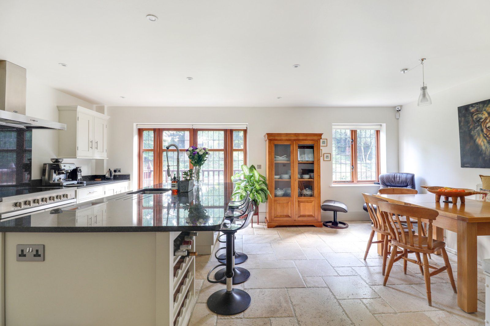 Kitchen/Breakfast Rm