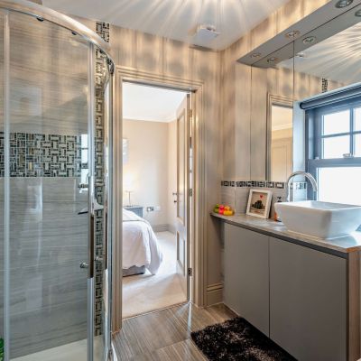 En Suite Shower Room