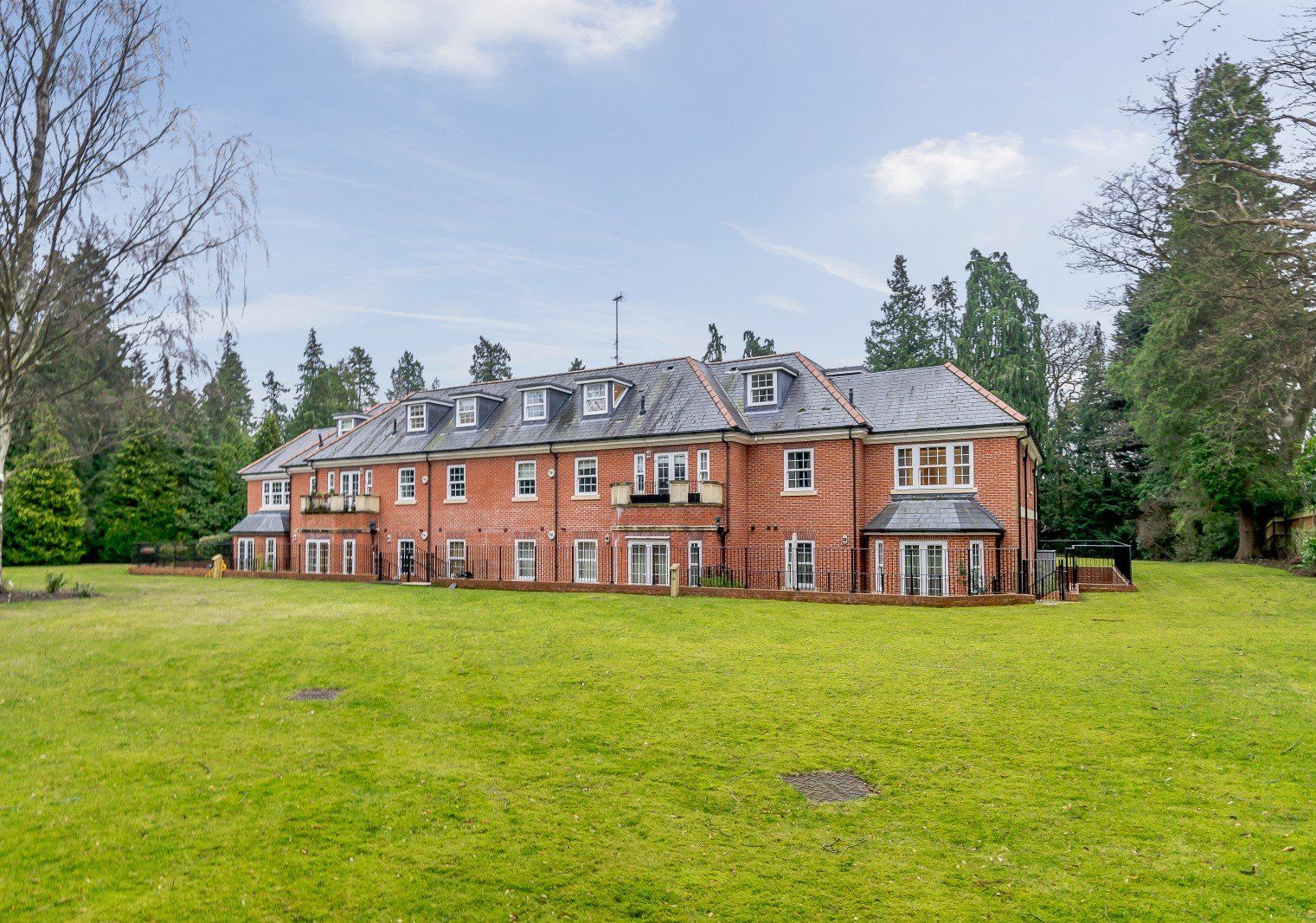 rear photo and commu