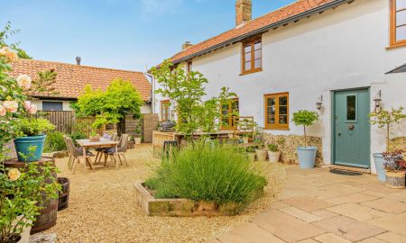 Courtyard Garden