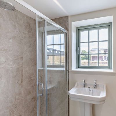 Grnd Floor Ensuite