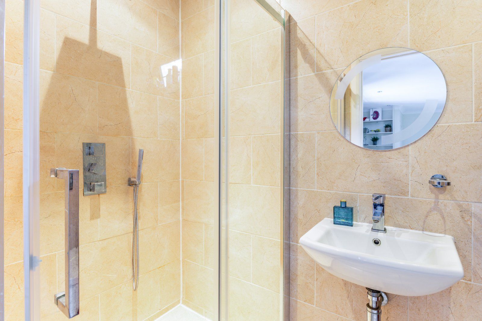 En Suite Shower Room