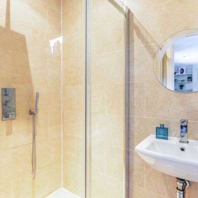 En Suite Shower Room