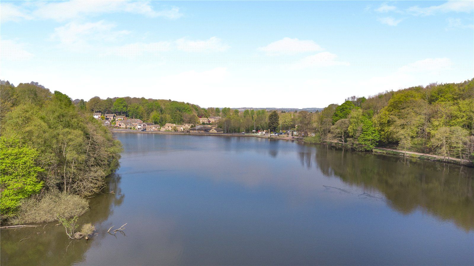 The Lake & Boathouse