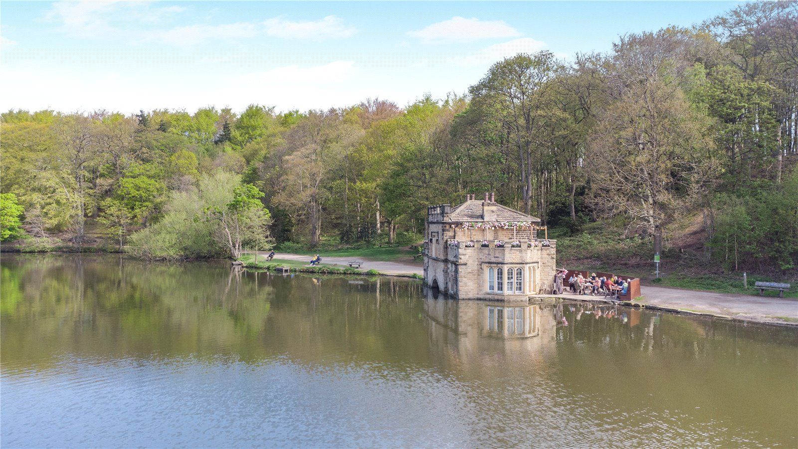 The Lake & Boathouse