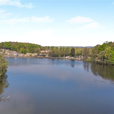 The Lake & Boathouse