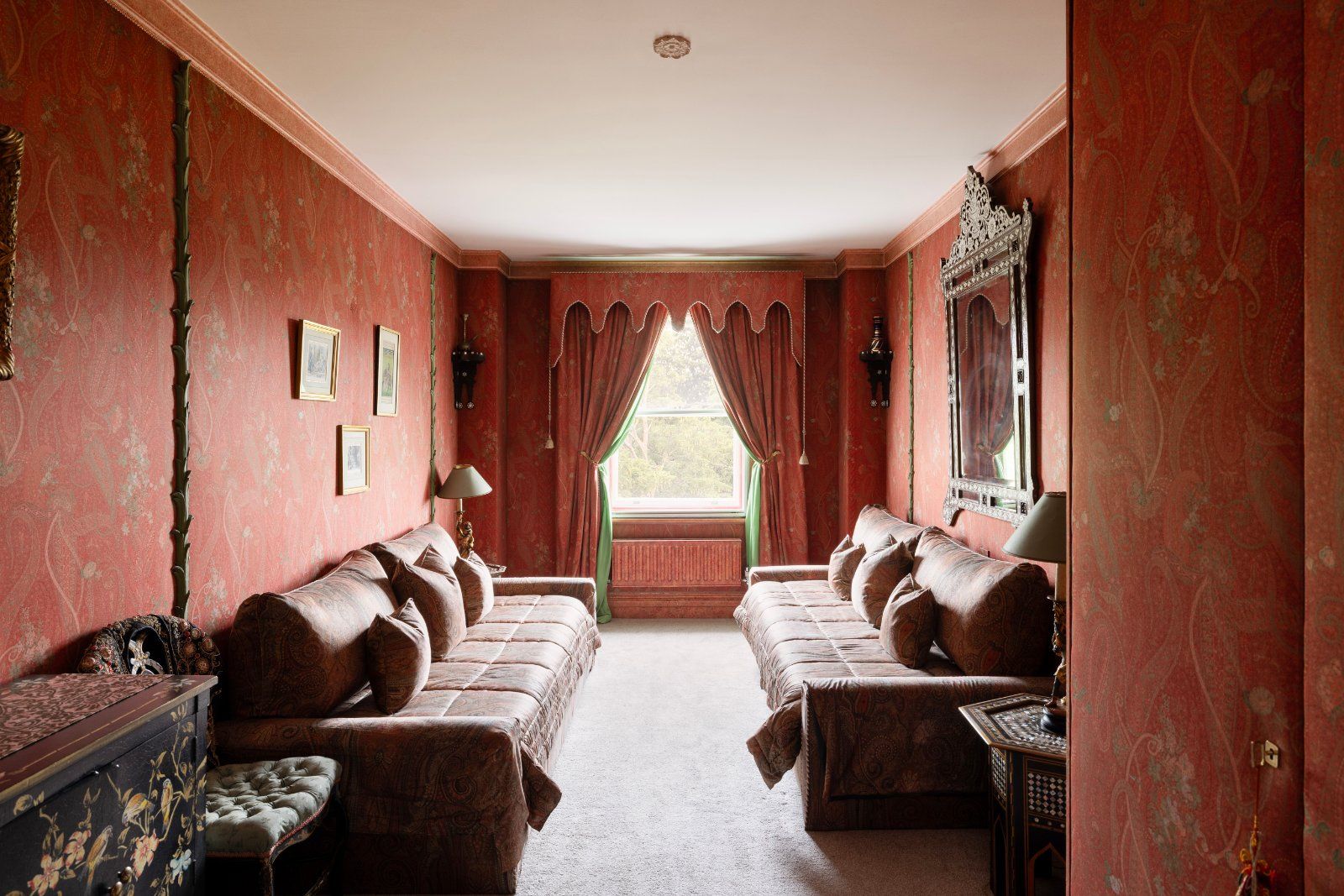 Bed/Sitting Room