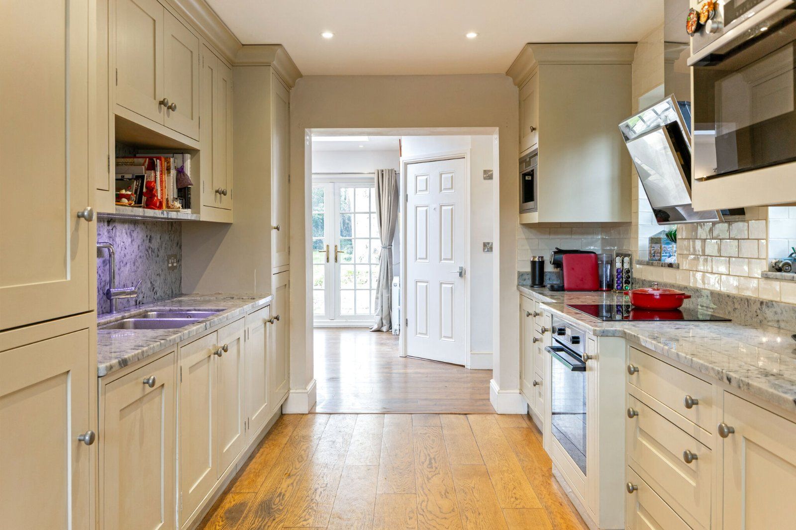 Picture No. 09