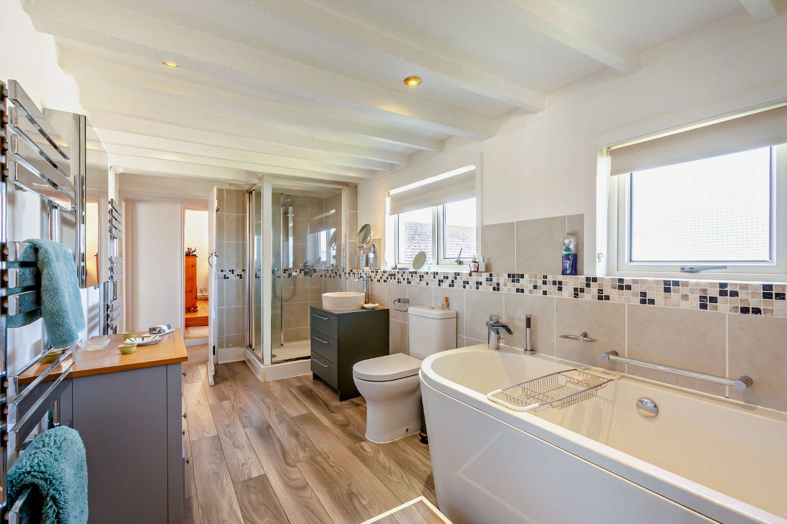 Bathroom W/ Shower