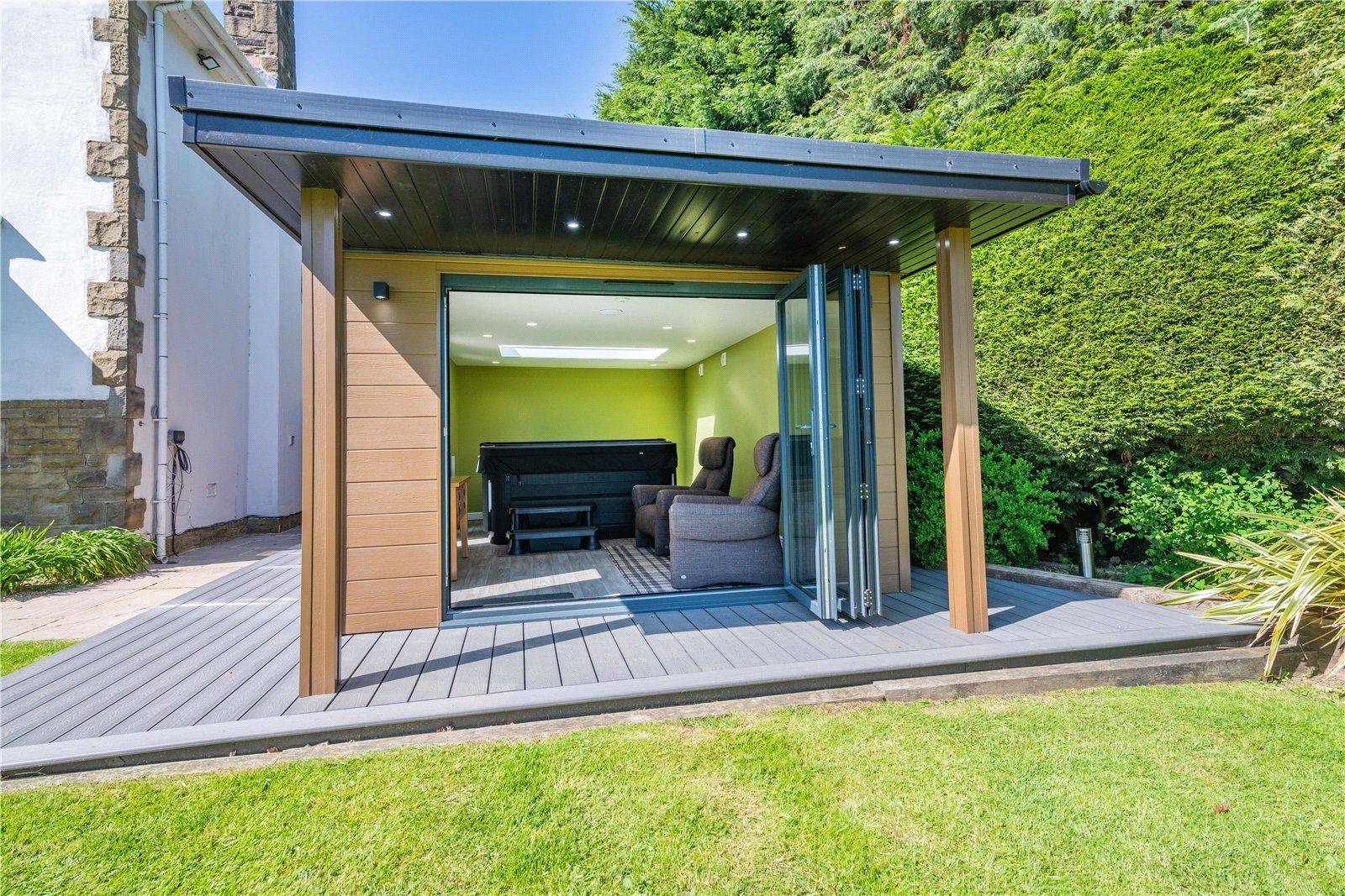 Summer House