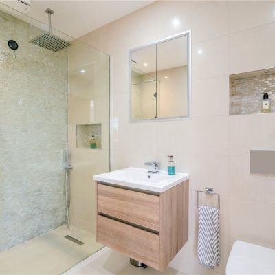 Ensuite