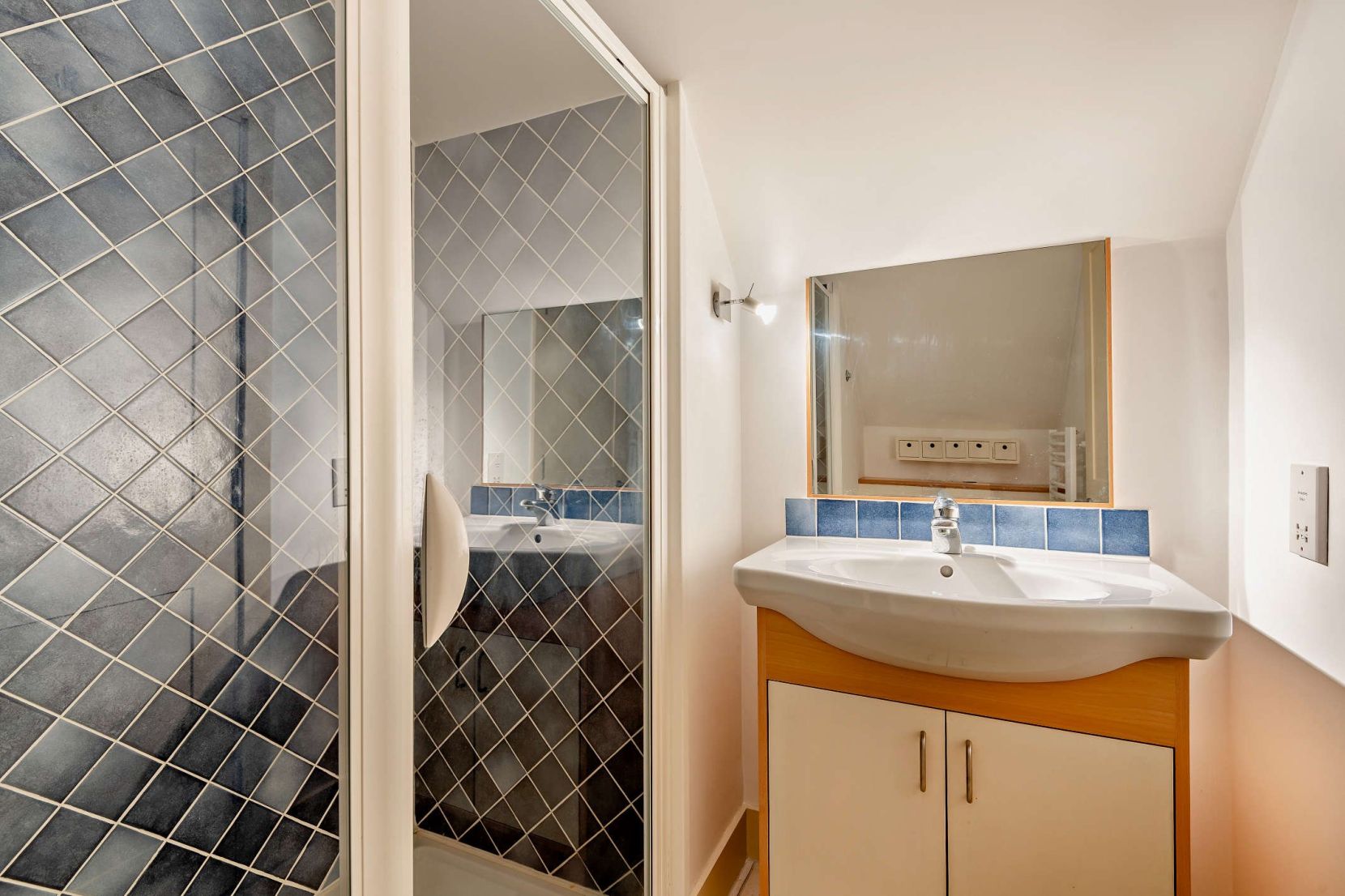 En Suite Shower Room