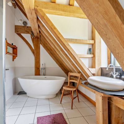 En-Suite Bathroom