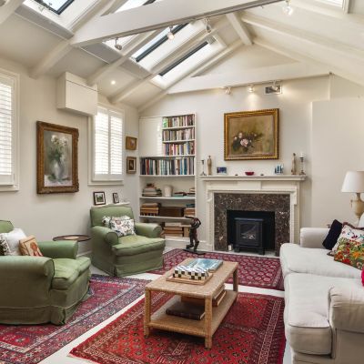 Studio Drawing Room