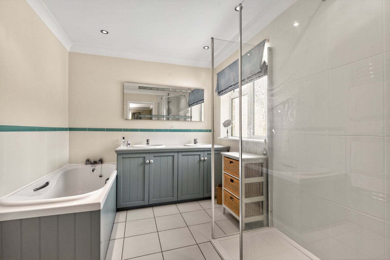 Ensuite Bathroom