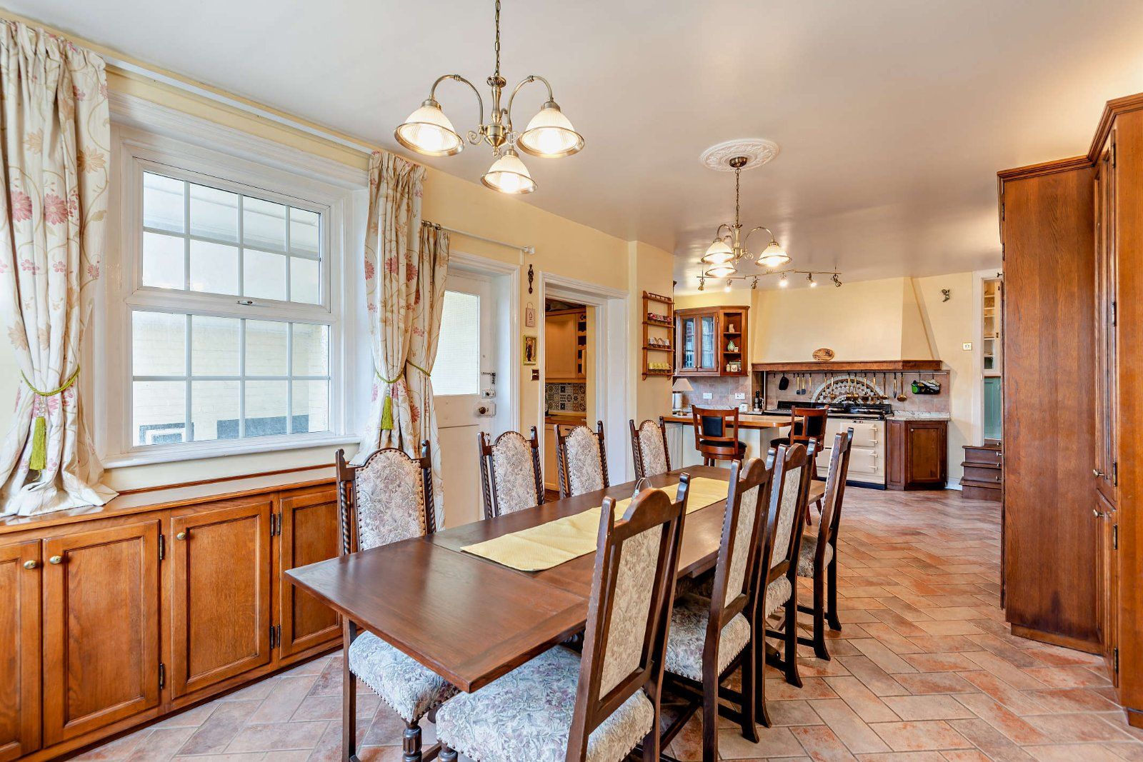 Breakfast Room