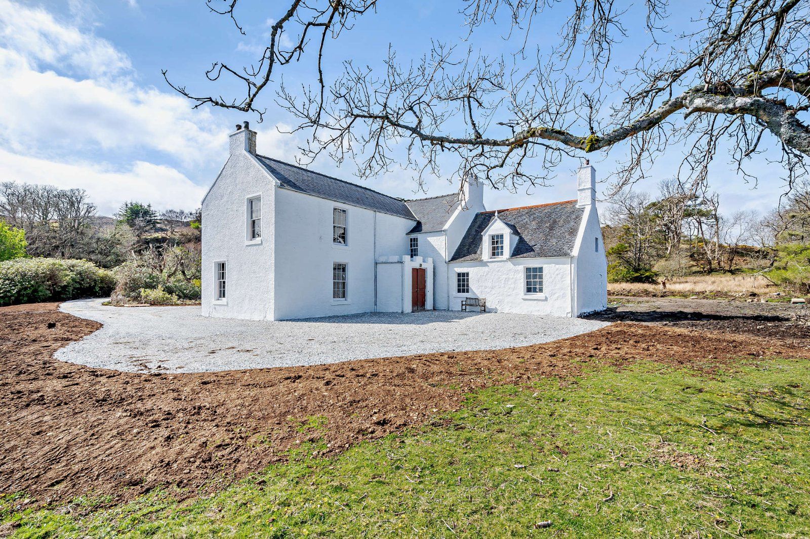 Husabost House