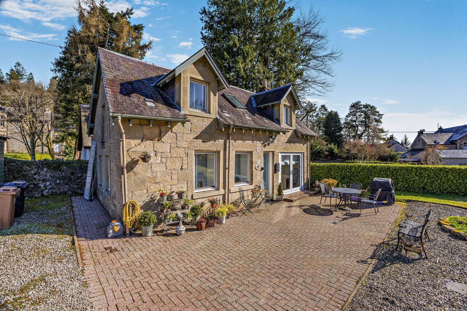 Coach House