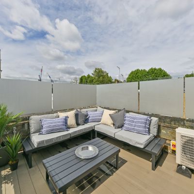 West Facing Terrace
