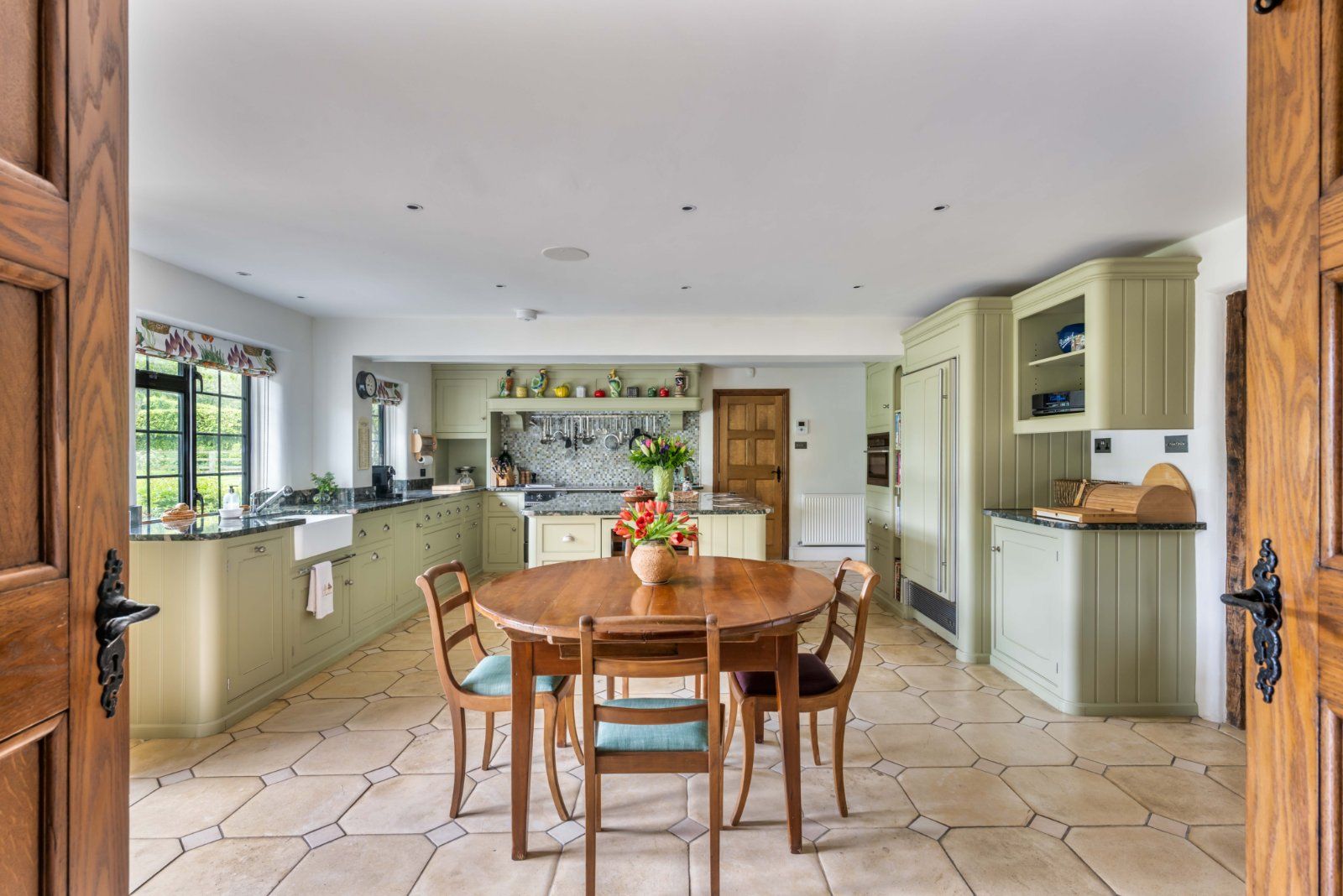 Kitchen/Breakfast