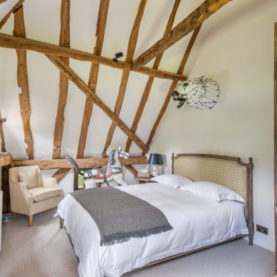 Bedroom (Barn)