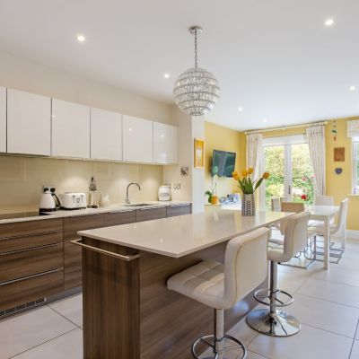 Kitchen/Breakfast
