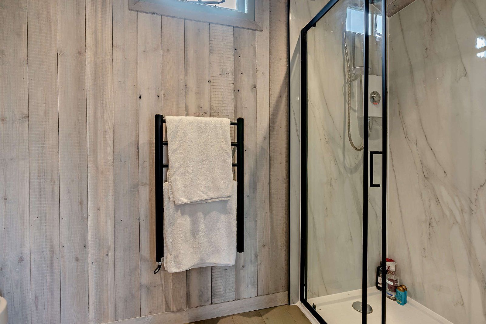 Shepherd Bathroom