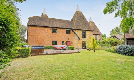 3 Parsonage Oast