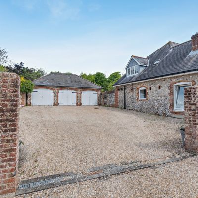 Triple Garage