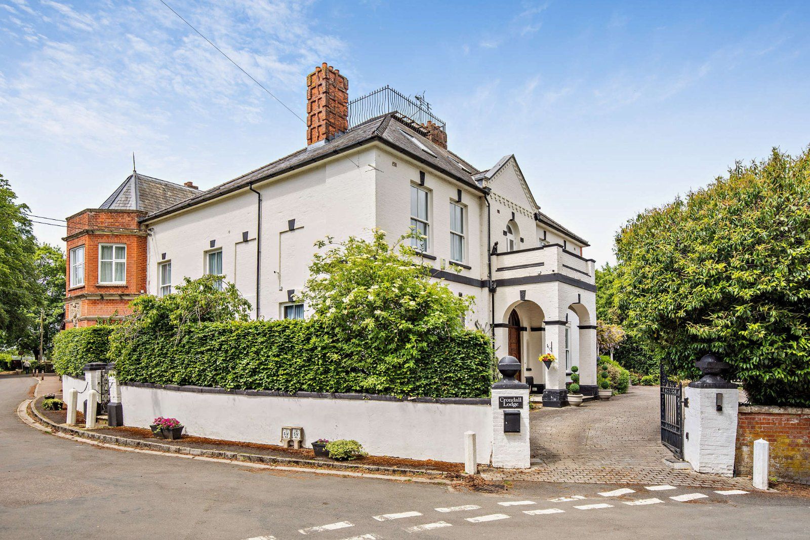 Crondall Lodge