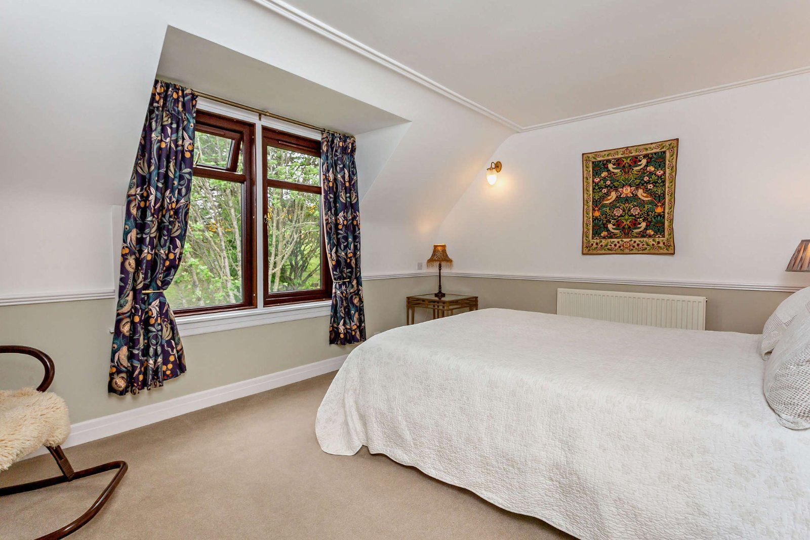 Naver Lodge