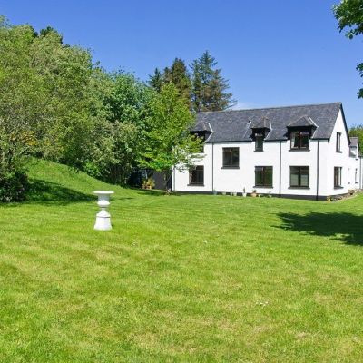 Naver Lodge