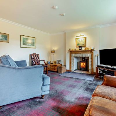 Naver Lodge