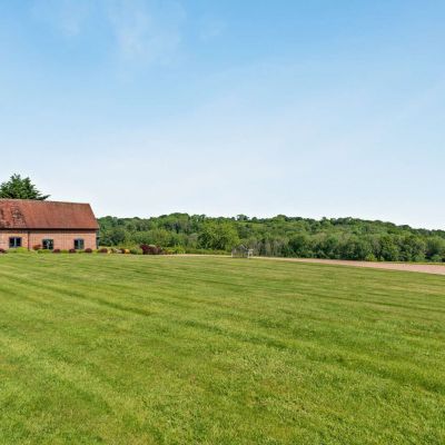 Grounds & View