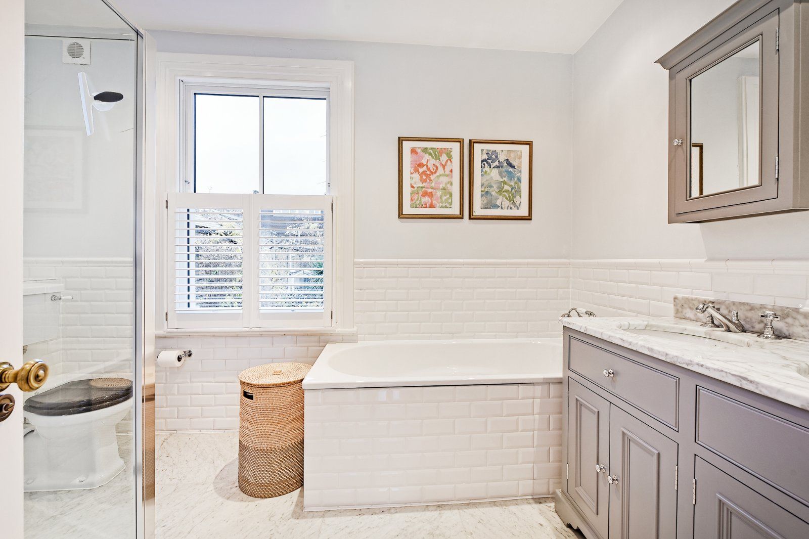 En Suite Bathroom