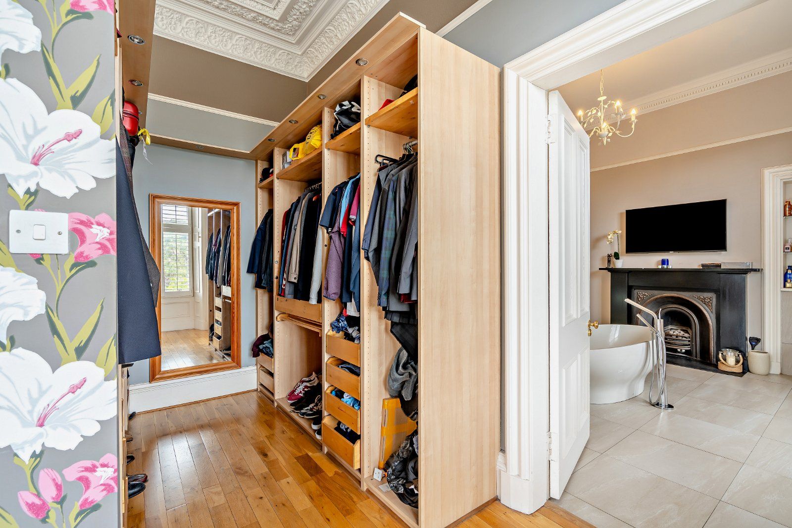 Walk In Wardrobe