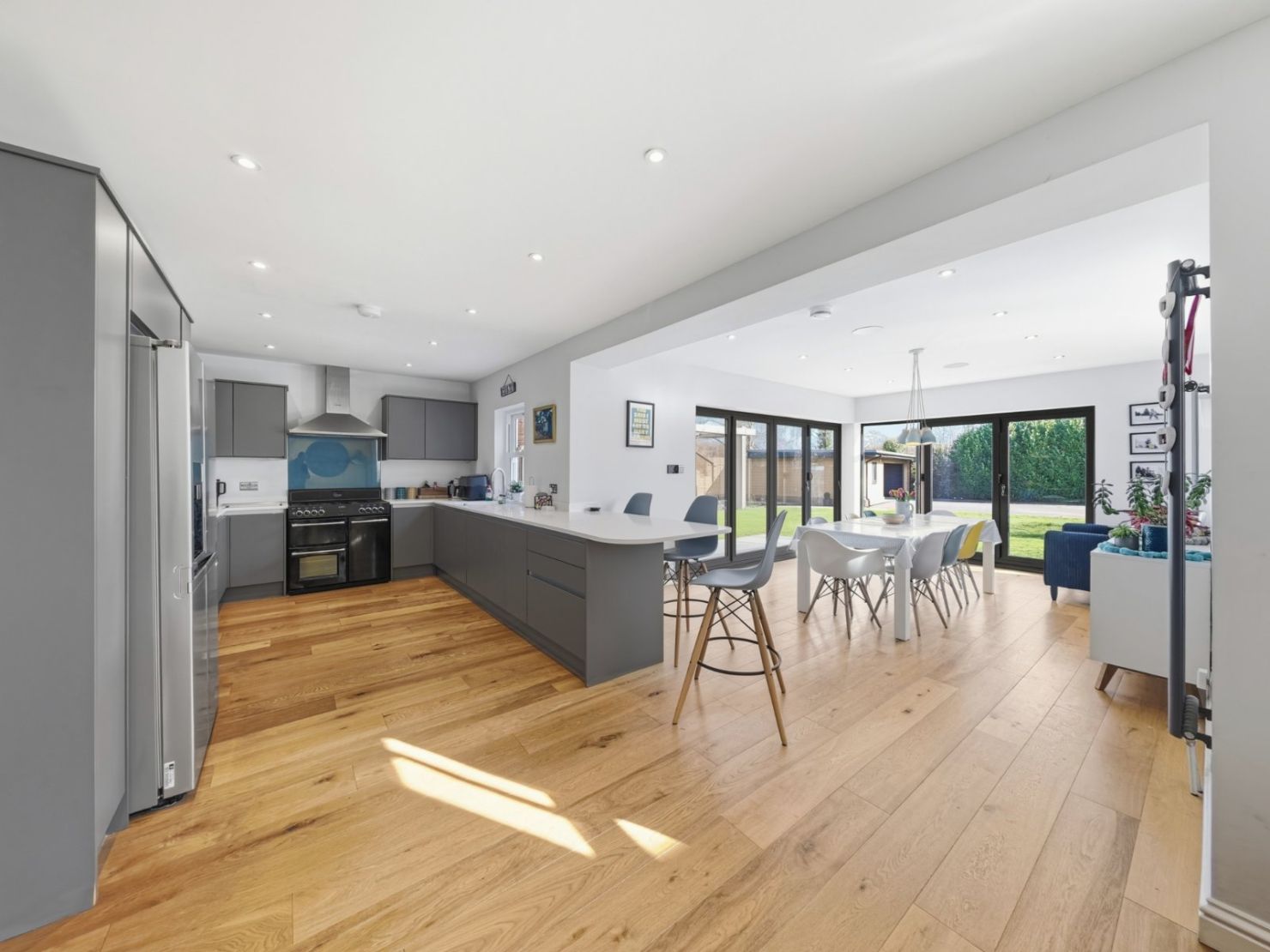 Kitchen/Dining