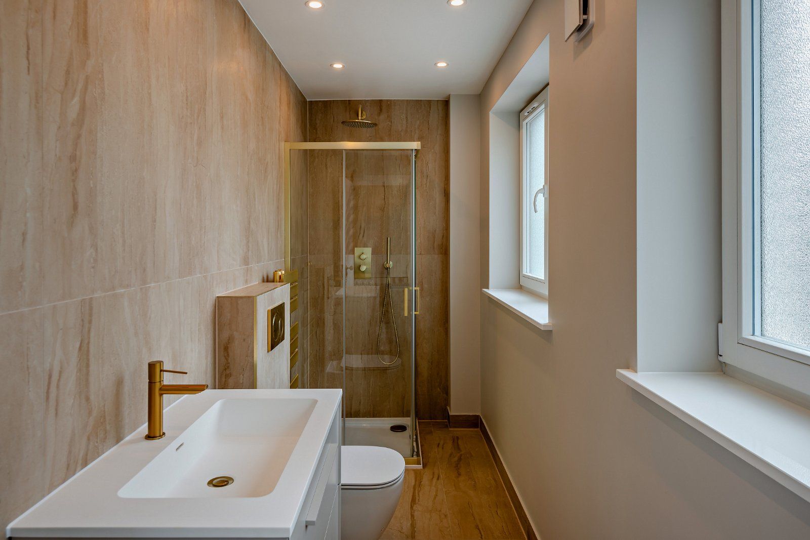 En Suite Shower Room