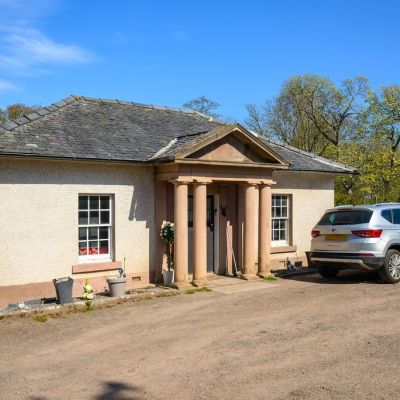 Lodge Cottage