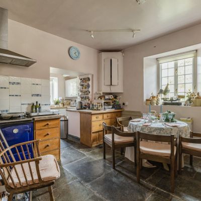 Kitchen & Bkf