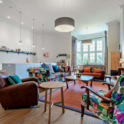 Light & Airy